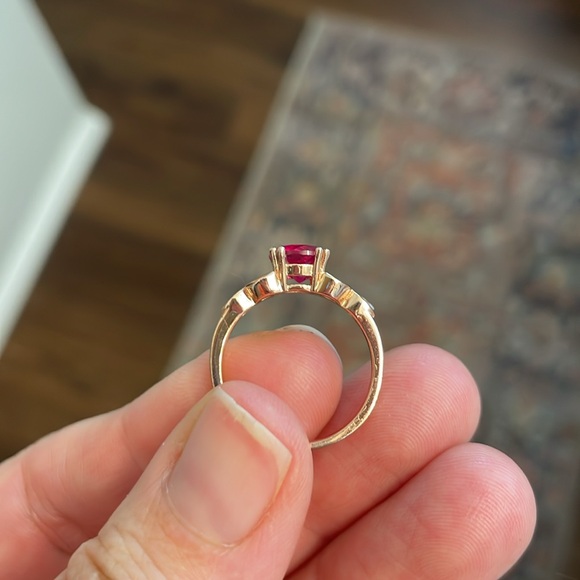 Ruby and CZ ring - Picture 4 of 4